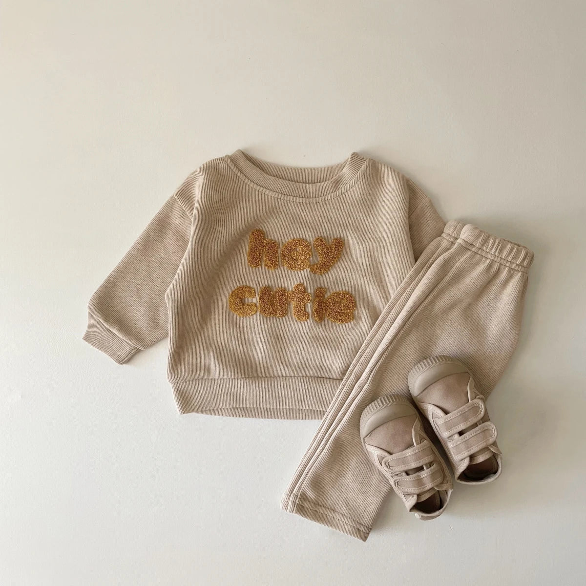 Unisex Baby Clothing Set - Comfortable & Stylish for Every Season