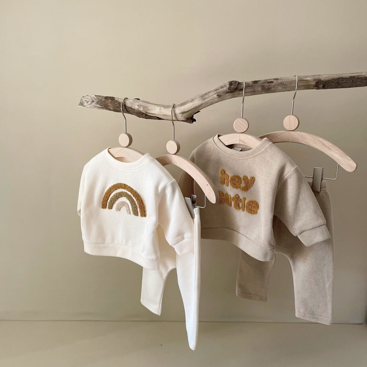 Unisex Baby Clothing Set - Comfortable & Stylish for Every Season